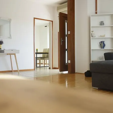 Apartment Gulici *