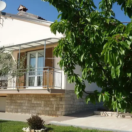 Apartament Gulici